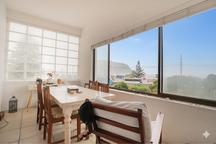 2 Bedroom Property for Sale in Fish Hoek Western Cape